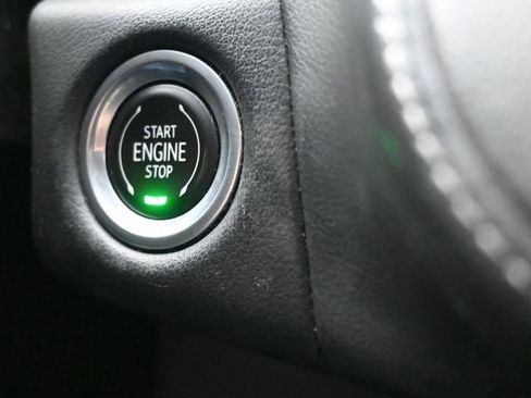 Used 2021 Chevrolet Tahoe LT w/ Rear Media and Nav Package image 18