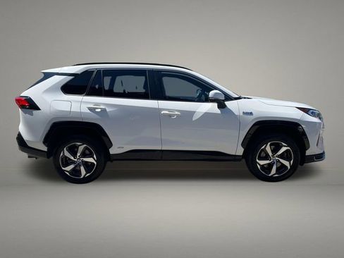 Used 2021 Toyota RAV4 SE w/ Weather & Moonroof Package AWD/4WD image 6