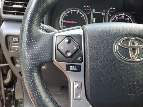 Used 2023 Toyota 4Runner Limited AWD/4WD image 12