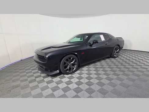 Used 2018 Dodge Challenger R/T Plus RWD image 47