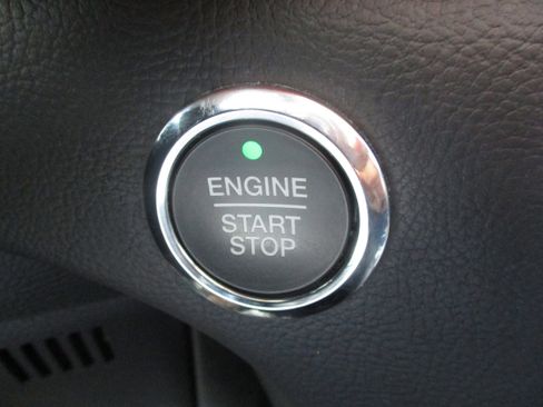 Used 2022 Ford Edge SEL w/ Convenience Package AWD/4WD image 22