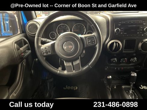 Used 2016 Jeep Wrangler Unlimited Sport w/ Mopar Black Appearance Group AWD/4WD image 17
