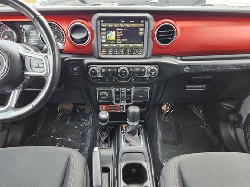 Used 2021 Jeep Wrangler Unlimited Rubicon image 14