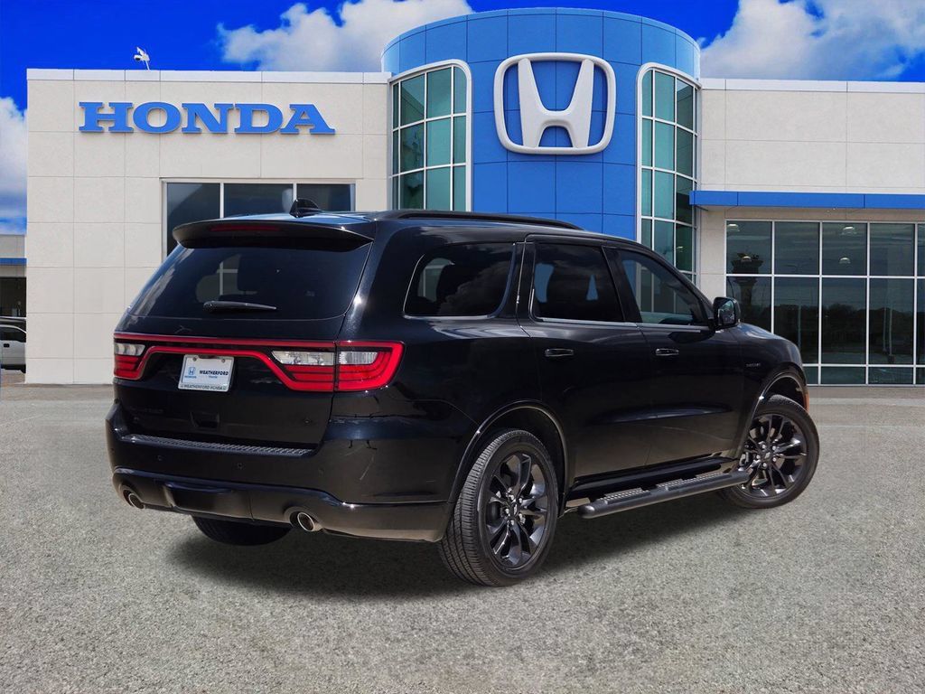 Used 2023 Dodge Durango R/T AWD/4WD image 3