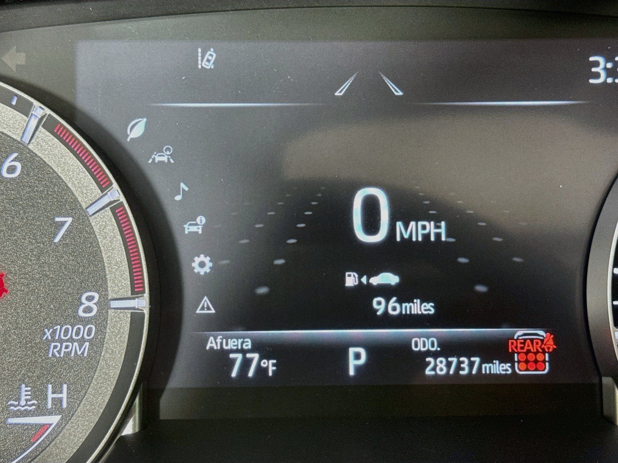 Used 2024 Toyota Highlander XLE AWD/4WD image 13