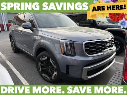 Used 2025 Kia Telluride S