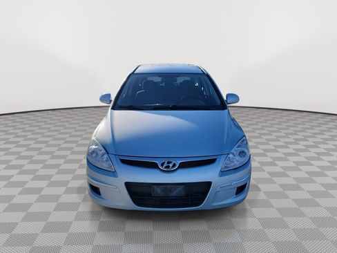 Used 2010 Hyundai Elantra GLS image 3