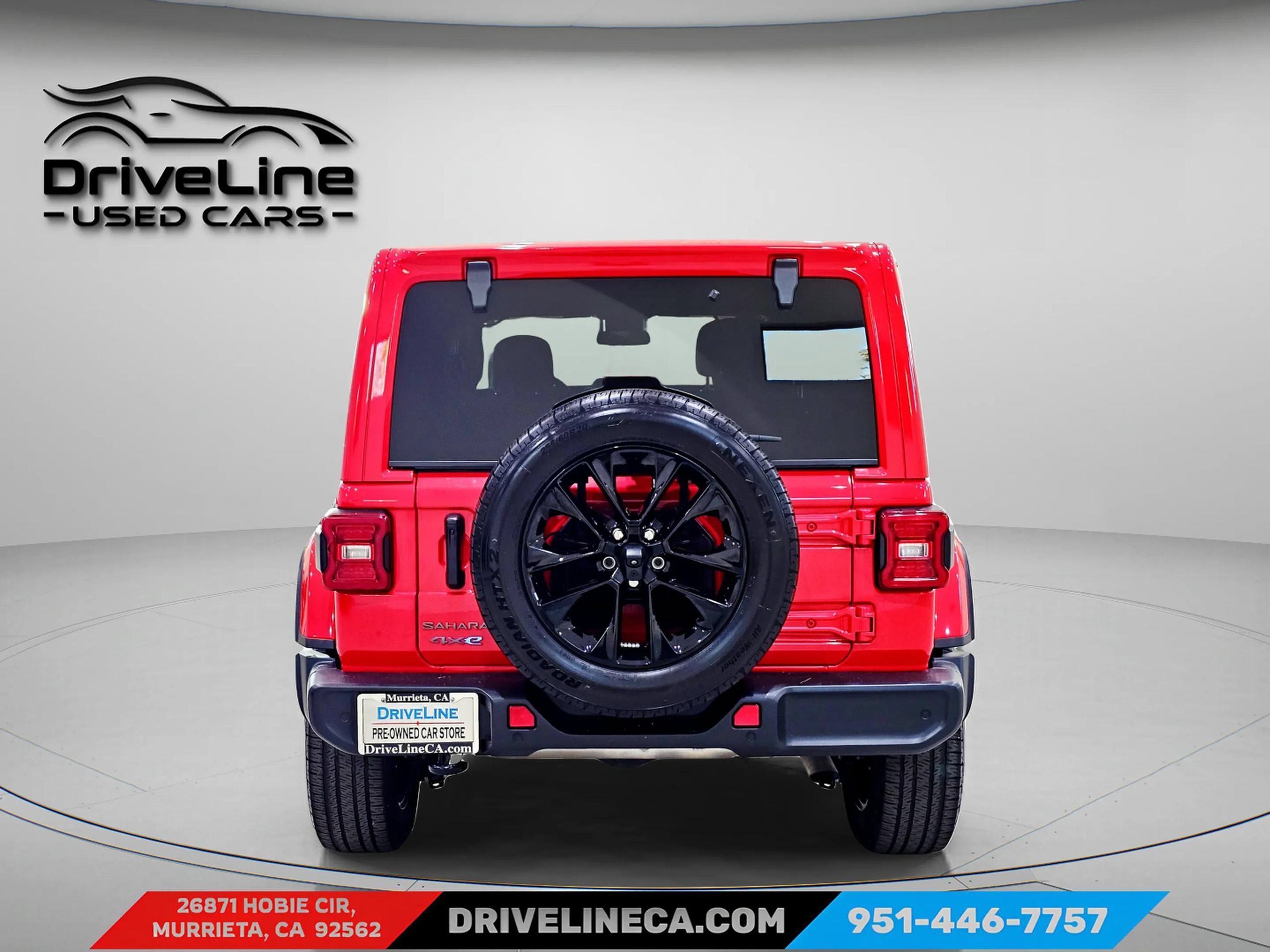 Used 2025 Jeep Wrangler Unlimited Sahara w/ Safety Group AWD/4WD image 3