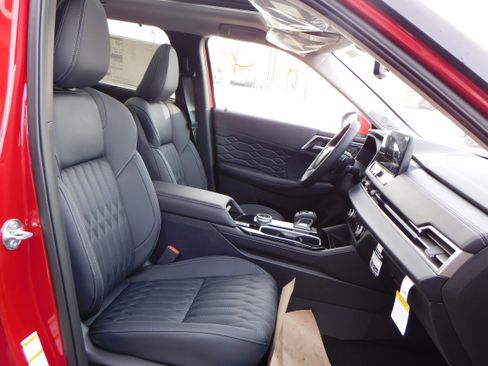 New 2026 Mitsubishi Outlander SEL image 27