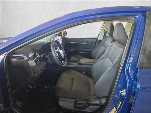 Used 2025 Toyota Camry LE FWD image 10