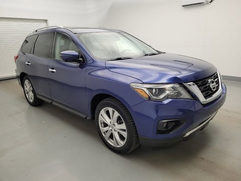 Used 2019 Nissan Pathfinder SL w/ SL Premium Package AWD/4WD image 11