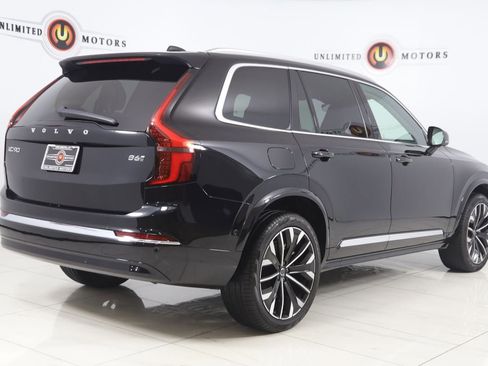 Used 2025 Volvo XC90 B6 Plus AWD/4WD image 3