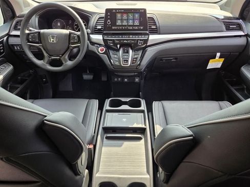 Certified 2026 Honda Odyssey Touring image 13
