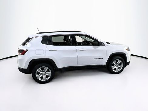 Used 2022 Jeep Compass Latitude w/ Convenience Group image 4