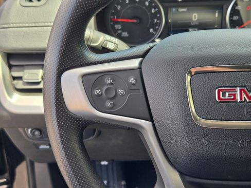 Certified 2024 GMC Terrain SLE FWD image 30