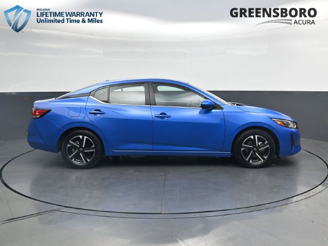 Used 2024 Nissan Sentra SV FWD image 9