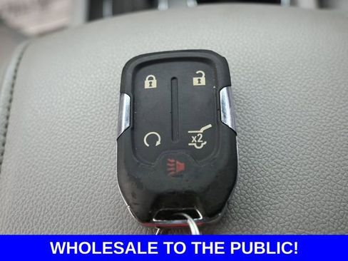 Used 2018 GMC Acadia SLT image 17