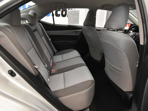 Used 2017 Toyota Corolla LE w/ Carpet Mat Package (TMS) image 18