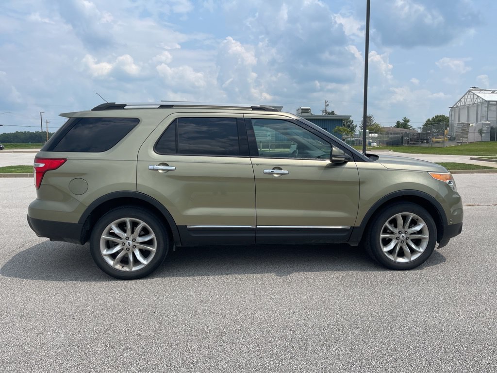 Used 2012 Ford Explorer Limited AWD/4WD image 2