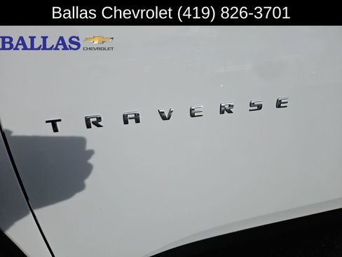 Certified 2022 Chevrolet Traverse LT image 32