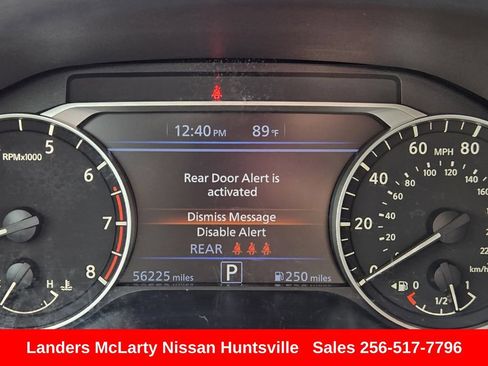 Used 2024 Nissan Altima 2.5 SV FWD image 26