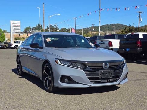 Used 2022 Honda Accord Sport image 18