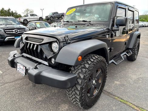 Used 2017 Jeep Wrangler Unlimited Sport w/ Quick Order Package 24S AWD/4WD image 1
