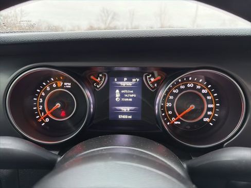 Used 2021 Jeep Gladiator Sport image 37