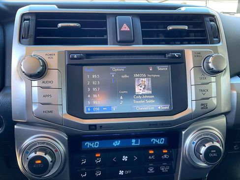 Used 2016 Toyota 4Runner Limited image 32