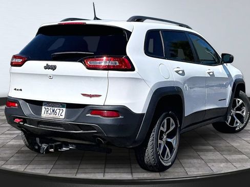 Certified 2016 Jeep Cherokee Trailhawk w/ Leather Interior Group AWD/4WD image 22