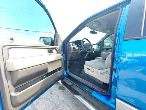 Used 2010 Ford F150 XLT image 11