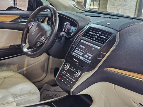 Used 2015 Lincoln MKC FWD w/ Equipment Group 101A Select image 12