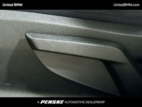 Used 2023 Subaru Crosstrek 2.0i Premium image 4