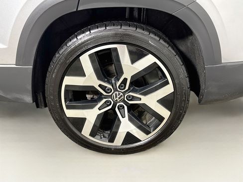 Used 2023 Volkswagen Taos SEL AWD/4WD image 31
