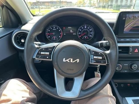 Certified 2024 Kia Forte LXS image 37