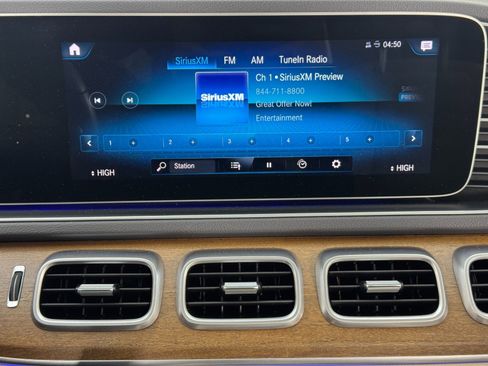 Used 2020 Mercedes-Benz GLE 350 4MATIC image 27