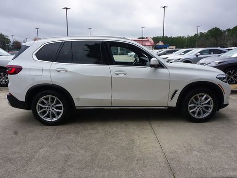 Used 2023 BMW X5 xDrive40i w/ Premium Package image 25