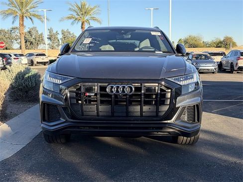 Used 2021 Audi SQ8 Prestige image 2