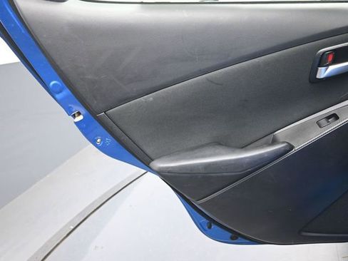 Used 2019 Toyota Yaris LE image 21