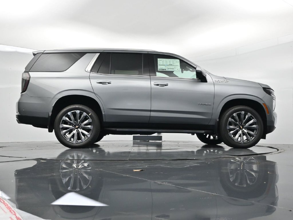 New 2026 Chevrolet Tahoe High Country w/ Sun And Tow Package RWD image 31
