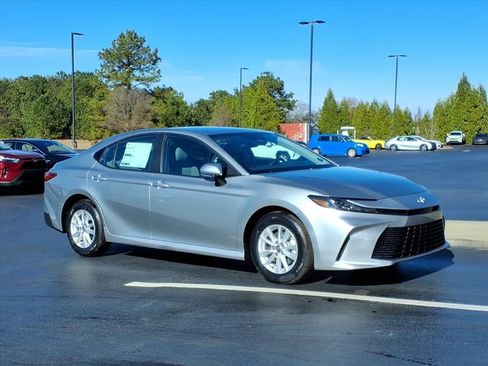 New 2026 Toyota Camry LE image 1