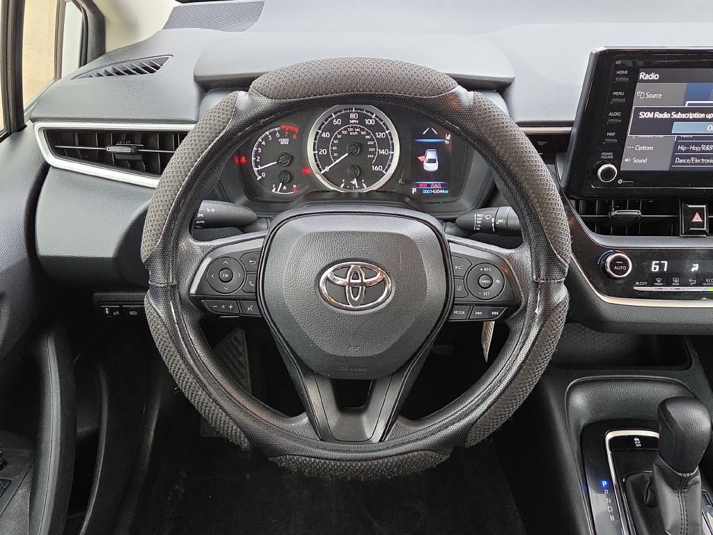 Used 2022 Toyota Corolla LE FWD image 17