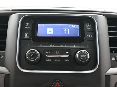 Used 2018 RAM 2500 Tradesman w/ Chrome Appearance Group AWD/4WD image 31