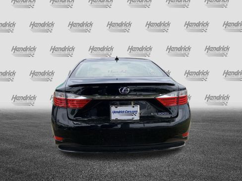 Used 2013 Lexus ES 300h w/ Luxury Pkg FWD image 9