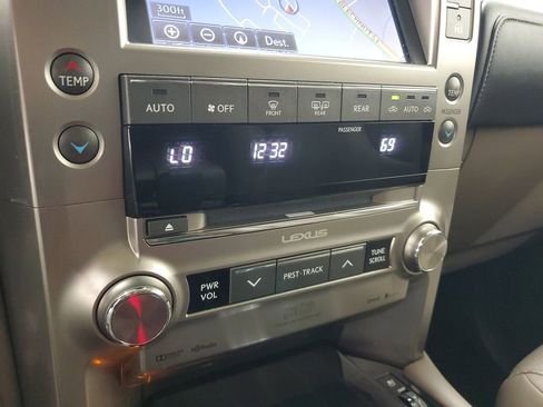 Used 2020 Lexus GX 460 Luxury image 29