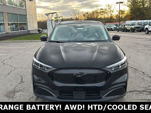 New 2025 Ford Mustang Mach-E Premium image 5
