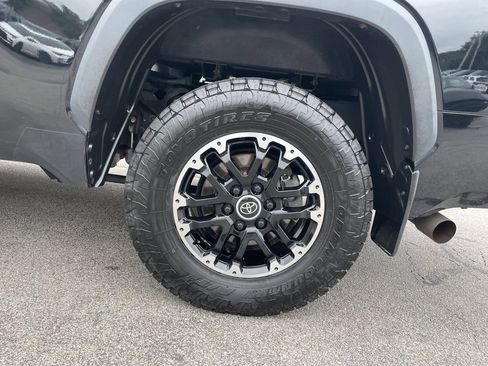 Certified 2022 Toyota Tundra SR5 w/ TRD Off-Road Package AWD/4WD image 10