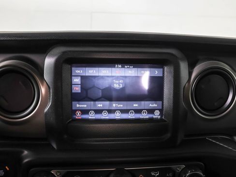 Used 2022 Jeep Wrangler Sport AWD/4WD image 30