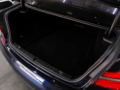 Used 2018 BMW M760i xDrive AWD/4WD image 70