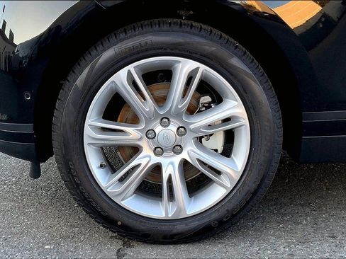 New 2025 Land Rover Range Rover Velar S image 13